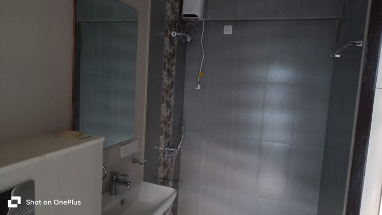 Bathroom, kohinoor-city-phase-i 2 Bedroom 914 Sq.Ft. Apartment In Kurla Mumbai 8033590
