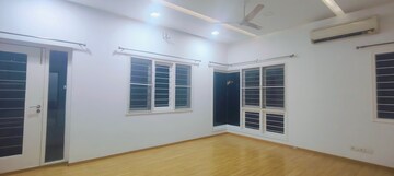 Room in 5 BHK Villa at Jayabheri The Meadows, Gachibowli – for Rent