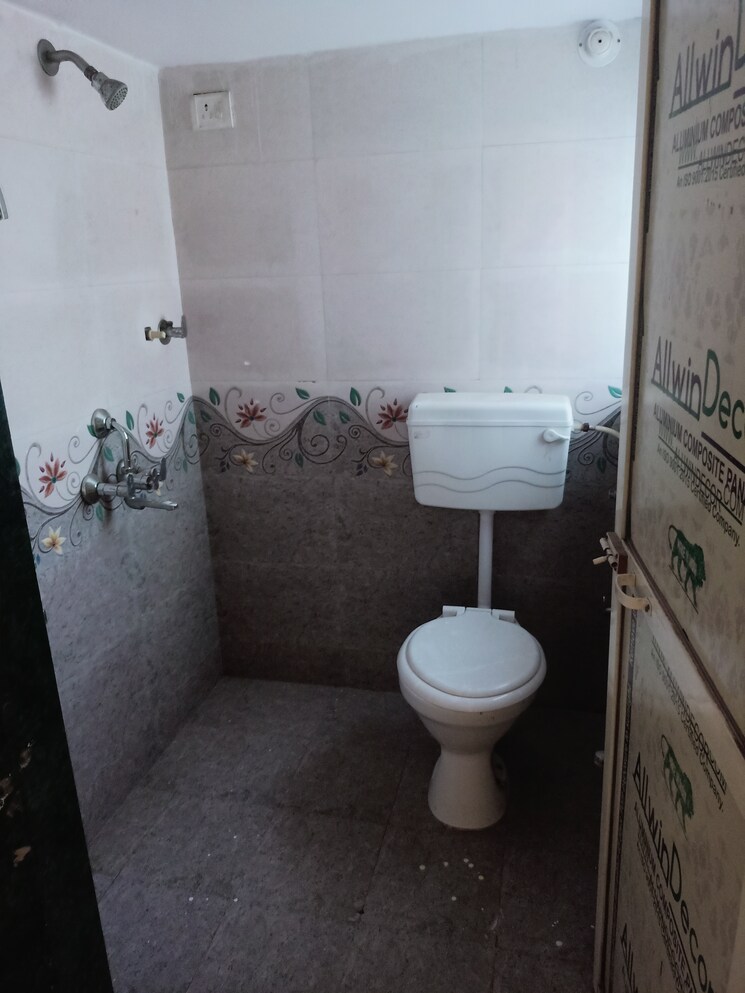 Bathroom, padmavati-maheshwar-residency 1 Bedroom 570 Sq.Ft. Apartment In Kasheli Thane 8033690