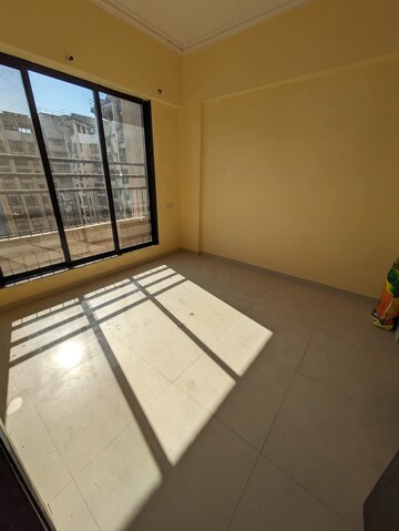 Room in 1 BHK Apartment at Raunak City Phase 2, Kalyan West – for Rent