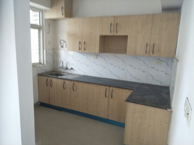 Kitchen, supertech-cape-town 3 Bedroom 1625 Sq.Ft. Apartment In Sector 74 Noida 8033740