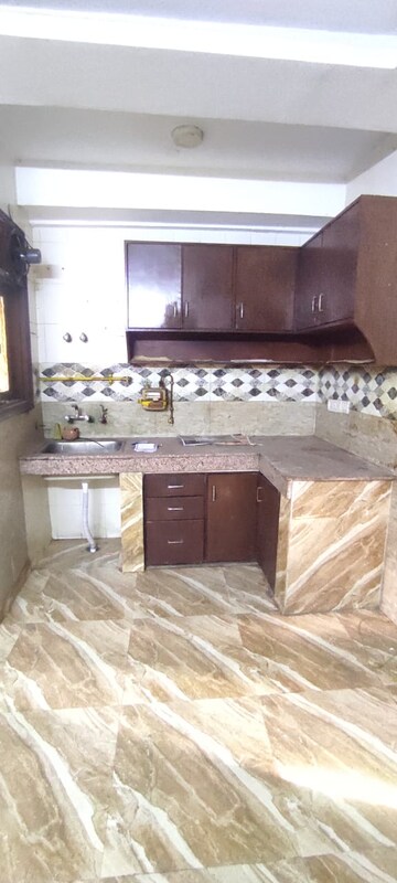 2 BHK Builder Floor For Rent in Saket