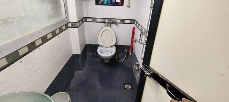 Attached Bathroom, new-vikas-complex 2 Bedroom 825 Sq.Ft. Apartment In Uthalsar Thane 8033743