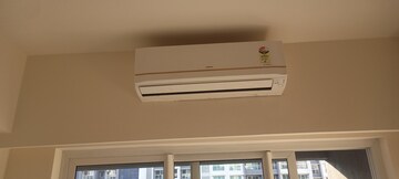 Furnished Amenities in 1 BHK Apartment at LnT Veridian, Powai – for Rent