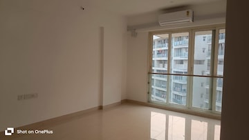 Room in 1 BHK Apartment at LnT Veridian, Powai – for Rent