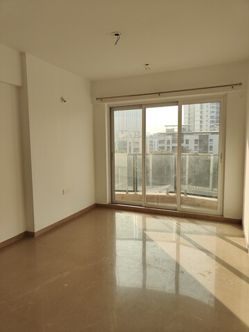 Master Bedroom in 2 BHK Apartment at Kolbad – for Rent