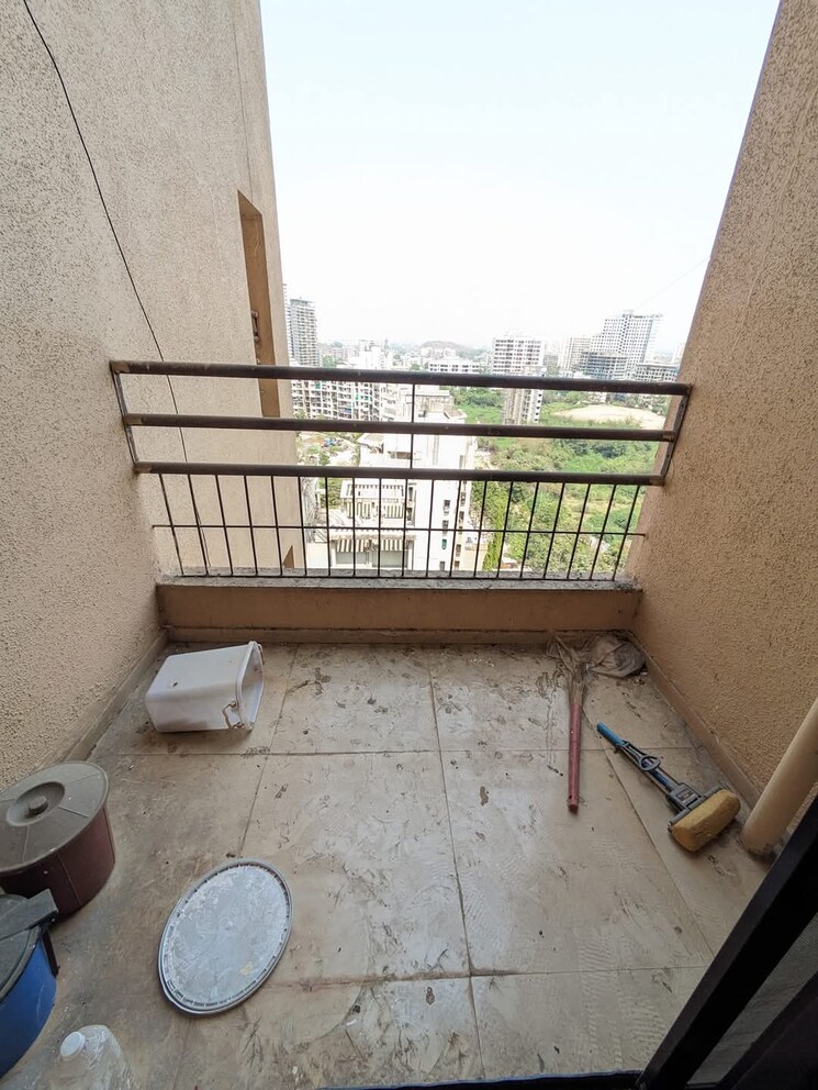 Balcony, raunak-city-phase-3 1 Bedroom 698 Sq.Ft. Apartment In Kalyan West Thane 8033799