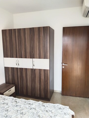 Furnished Amenities in 1 BHK Apartment at Hiranandani Zen Maple, Powai – for Rent
