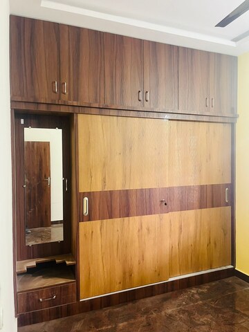 Furnished Amenities in 2 BHK Builder Floor at Nri Layout – for Rent