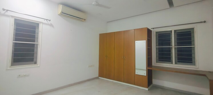 Master Bedroom, jayabheri-the-meadows 4 Bedroom 4200 Sq.Ft. Villa In Gachibowli Hyderabad 8033839