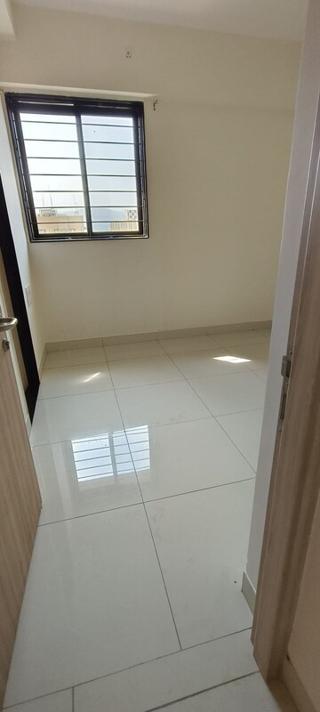 Master Bedroom in 2.5 BHK Apartment at Nanded Kalashree, State Bank Nagar – for Sale