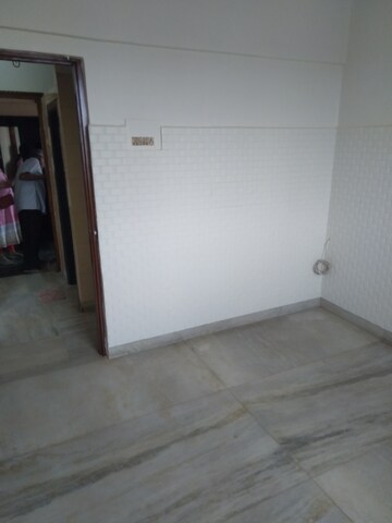 Room in 2 BHK Apartment at Jogani Apartment, Santacruz East – for Rent