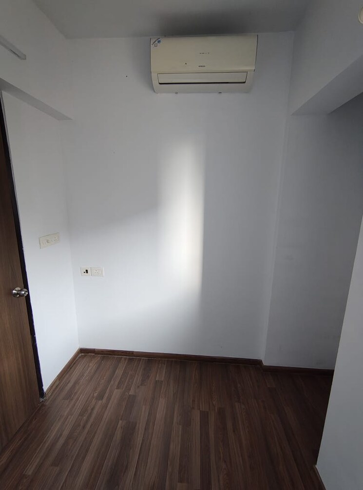 Room, lodha-palava-downtown-dombivli-east 1.5 Bedroom 634 Sq.Ft. Apartment In Dombivli East Thane 8033863