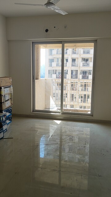 Master Bedroom in 2 BHK Apartment at Shree Tirupati STG Signature Residency, Ghodbunder Road – for Rent