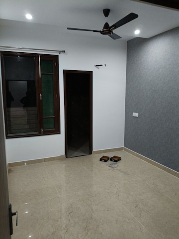 3 BHK Builder Floor For Rent in Dhakoli Village