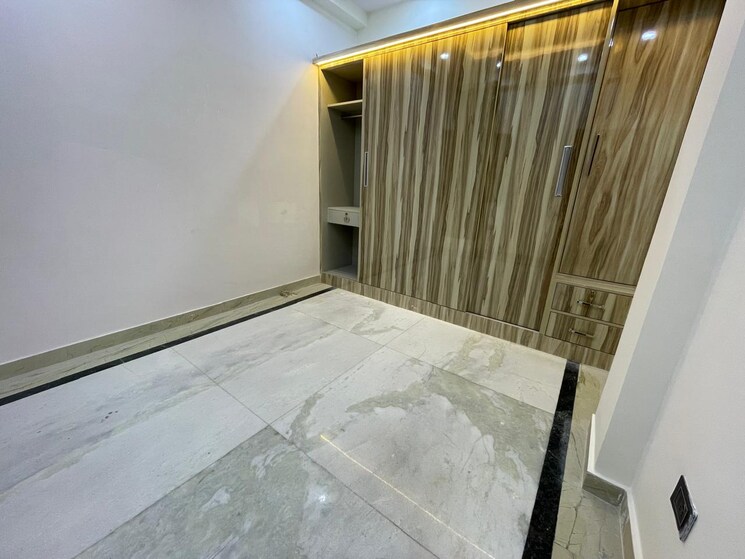 Balcony, shakti khand iv 3 Bedroom 1450 Sq.Ft. Builder Floor In Shakti Khand iv Ghaziabad 8033925