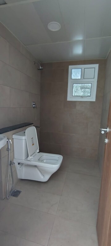 Bathroom in 1 BHK Apartment at Prestige Primrose Hills, Banashankari 6th Stage – for Rent