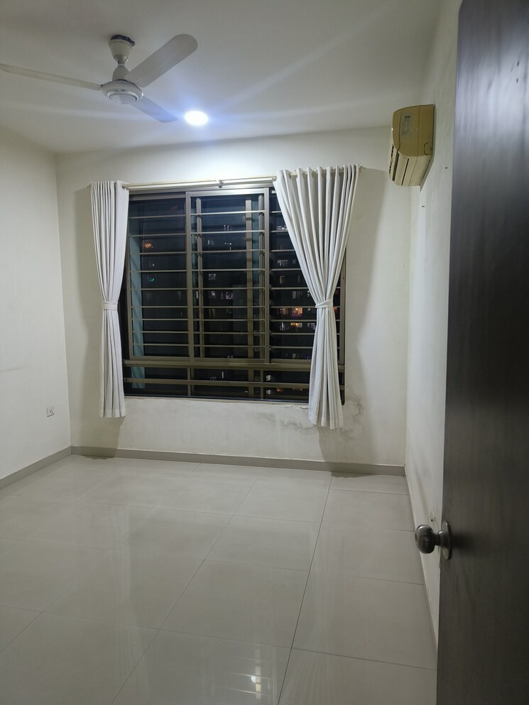 Balcony, shree-gokul-garden-chs 1 RK 310 Sq.Ft. Apartment In Kandivali East Mumbai 8033955