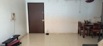 2.5 BHK Apartment For Rent in Runwal The Orchard Residency Ghatkopar West Mumbai  8033968