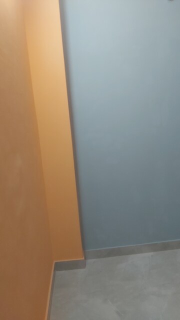Room in 2.5 BHK Builder Floor at Mayur Vihar – for Rent