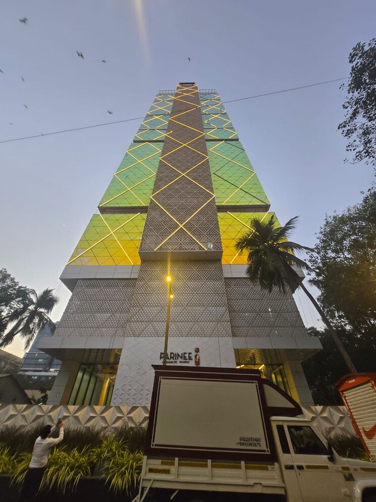 Exterior View, parinee-i Commercial Office Space 936 Sq.Ft. In Andheri West Mumbai 8033994