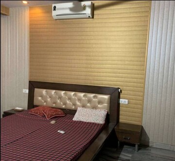 Bedroom in 1 BHK Builder Floor at Sector 32 – for Rent