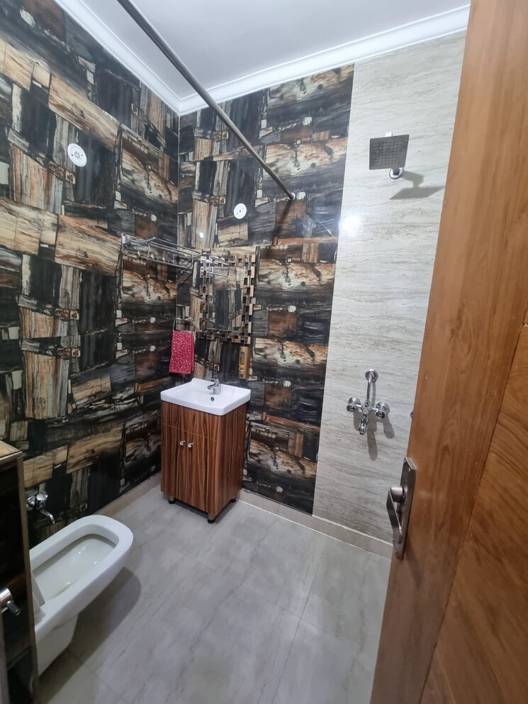 Gym, bptp-park-central 4 Bedroom 350 Sq.Yd. Builder Floor In Sector 85 Faridabad 8034013