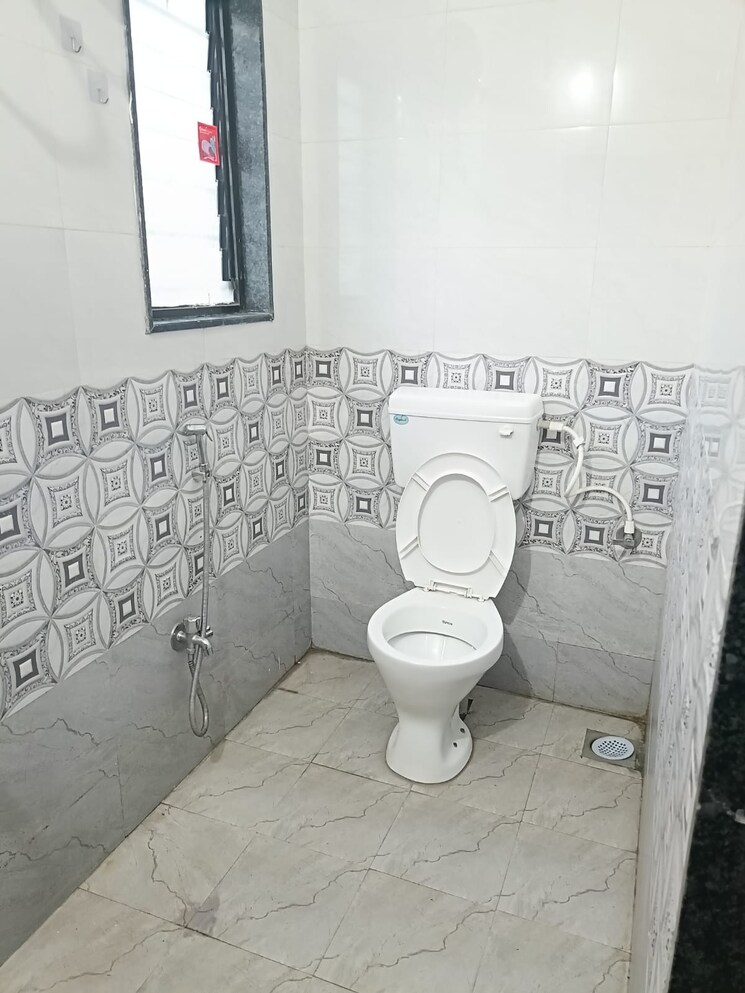 Bathroom, jay-ganesh-apartment 1 Bedroom 545 Sq.Ft. Apartment In Kharadi Pune 8034016
