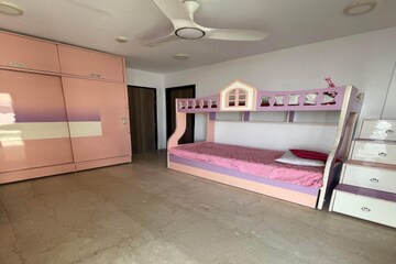 Bedroom in 3 BHK Apartment at Lodha The Park, Worli – for Rent