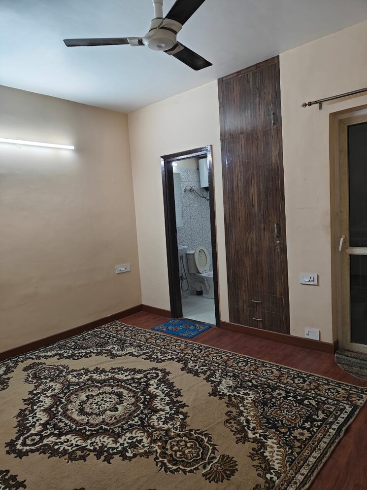 Bedroom, bptp-parkland 4 Bedroom 300 Sq.Yd. Builder Floor In Sector 75 Faridabad 8034036