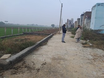 Plot For Resale in Qutub Vihar Delhi  8034037