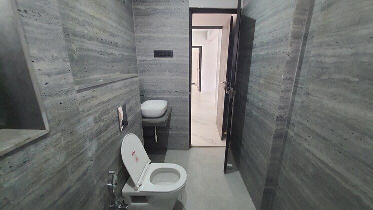 Bathroom, rishabraj-blue-lotus 2 Bedroom 749 Sq.Ft. Apartment In Khar West Mumbai 8034039