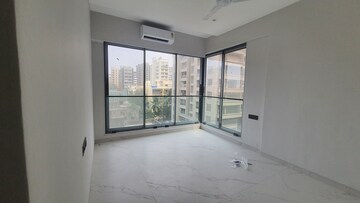 Room in 2 BHK Apartment at Rishabraj Blue Lotus, Khar West – for Sale