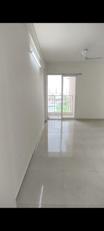 Room in 2 BHK Apartment at Signature Global The Millennia, Sector 37d – for Sale