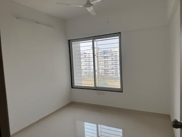 Room in 2 BHK Apartment at Shree Venkatesh Graffiti Glover, Keshav Nagar – for Rent
