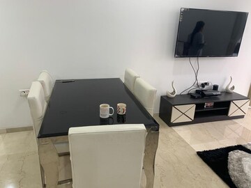 Team Area in 3 BHK Apartment at Lodha The Park, Worli – for Rent