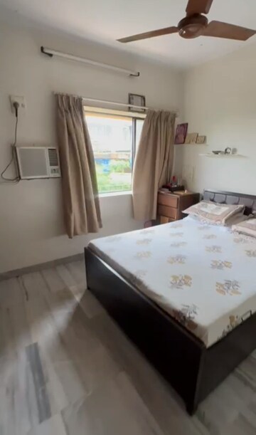 Bedroom in 2 BHK Apartment at Shirin Apartment Tardeo, Tardeo – for Rent