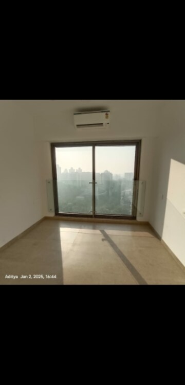 Bedroom in 3 BHK Apartment at Kanakia Silicon Valley, Powai – for Rent