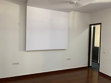Room in 3.5 BHK Apartment at AEZ Aloha, Sector 57 – for Rent