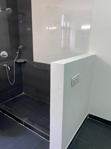 Kitchen in 3.5 BHK Apartment at AEZ Aloha, Sector 57 – for Rent