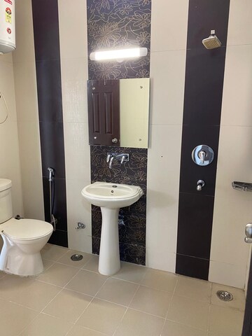 Master Bedroom in 3.5 BHK Apartment at AEZ Aloha, Sector 57 – for Rent