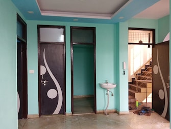 2 BHK Apartment For Rent in Roshanara Road Delhi  8034167