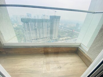Furnished Amenities in 2 BHK Apartment at Ashar Axis, Majiwada – for Rent