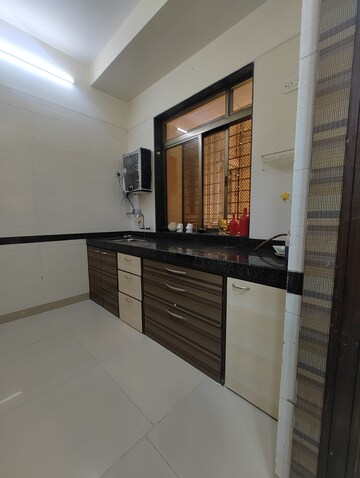 2 BHK Apartment For Rent in Seawoods