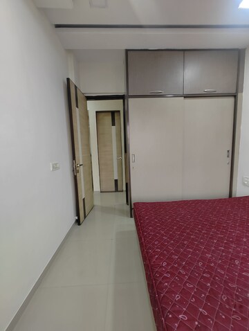 Room in 2 BHK Apartment at Seawoods – for Rent