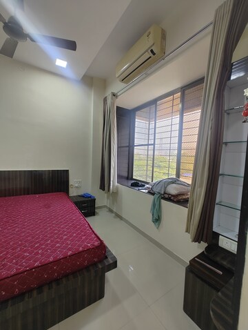 Master Bedroom in 2 BHK Apartment at Seawoods – for Rent