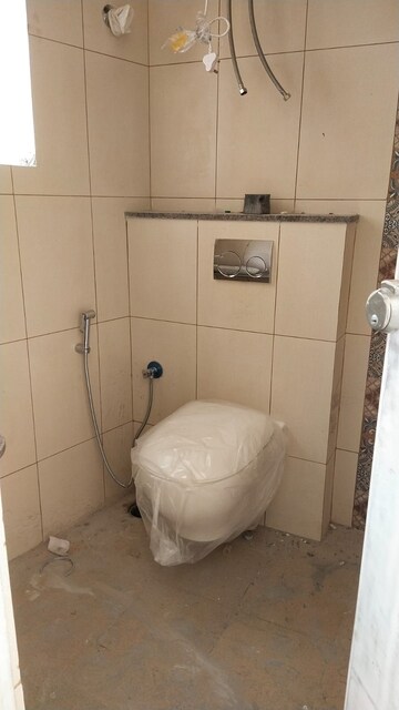 Bathroom in 1 BHK Apartment at Indiranagar – for Rent