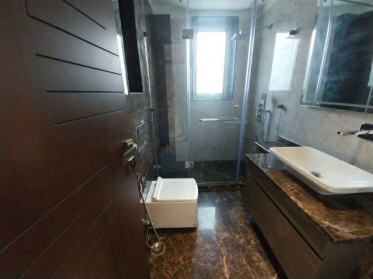 Kitchen, sarvapriya vihar 3 Bedroom 240 Sq.Yd. Builder Floor In Sarvapriya Vihar Delhi 8034264