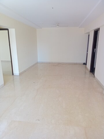 Room in 2 BHK Apartment at Aristo Pearl Residency, Prabhadevi – for Rent