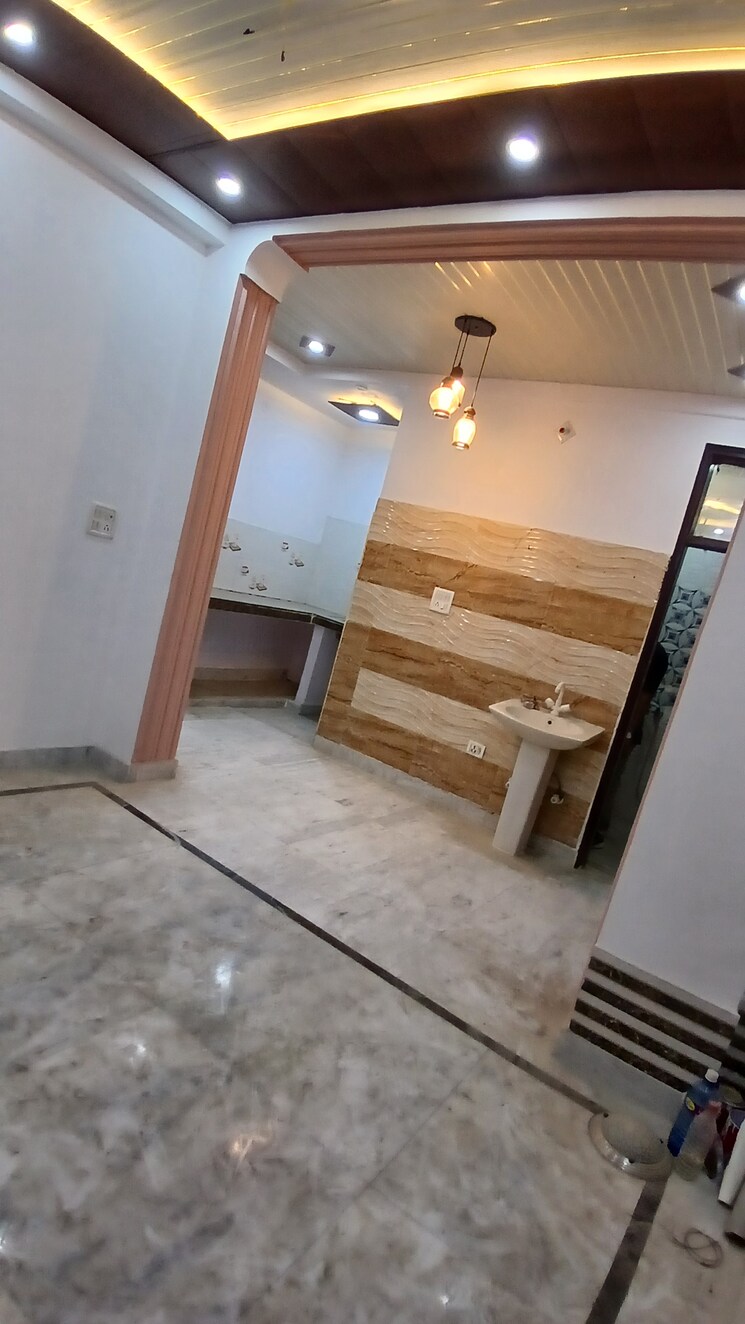 Living Room, batla house 3 Bedroom 675 Sq.Ft. Builder Floor In Batla House Delhi 8034270